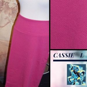 LuLaRoe Cassie, large, pink